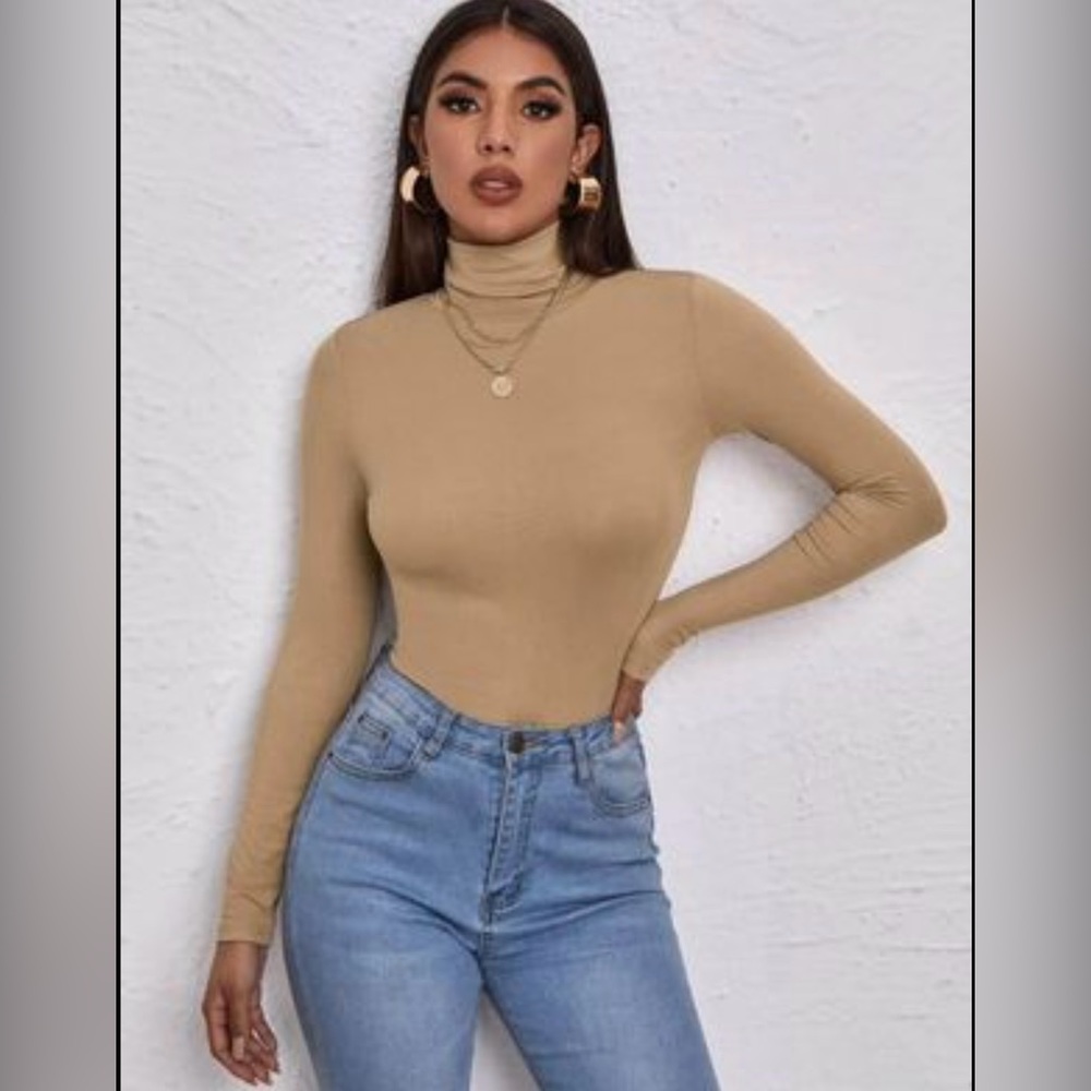 solid high neck slim tee